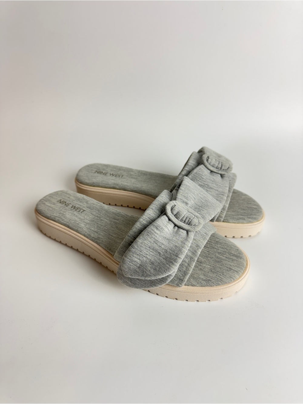 Nine West Women Gray Bow Slide Sandals